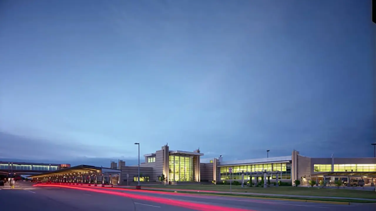 Dane County Regional Airport (MSN)