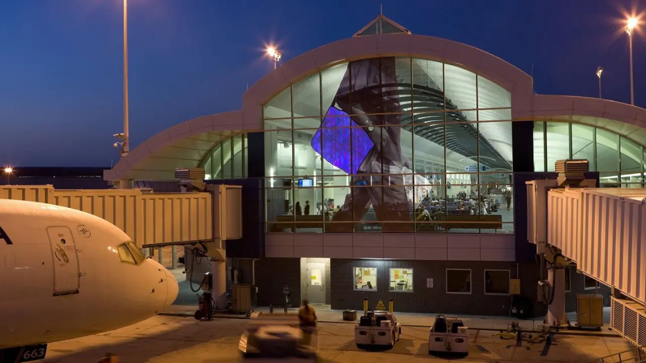 Jacksonville International Airport (JAX)