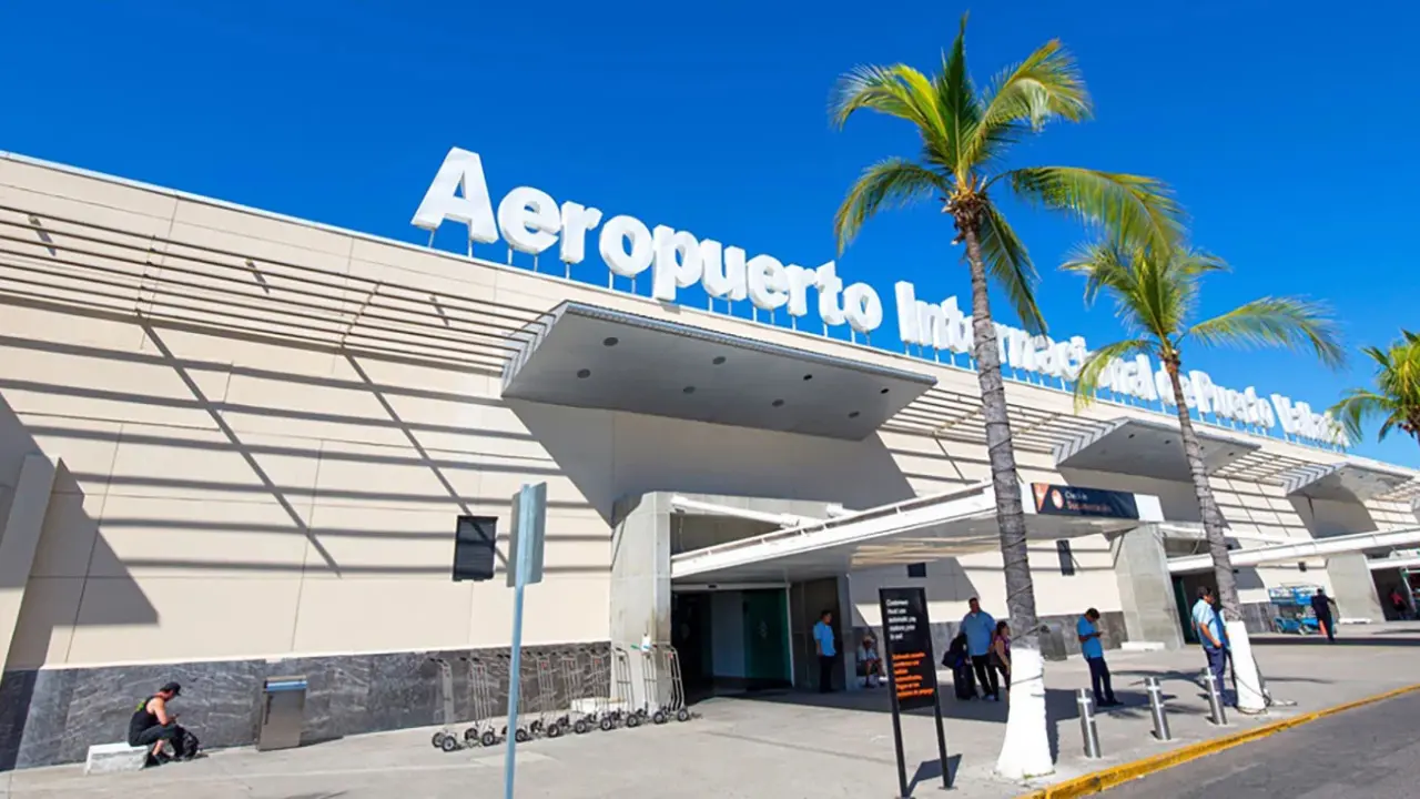 Licenciado Gustavo Díaz Ordaz International Airport (PVR)