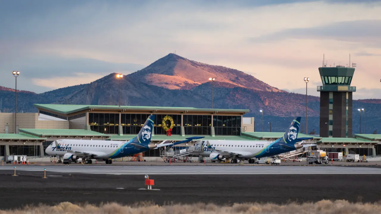Redmond Municipal Airport (RDM)