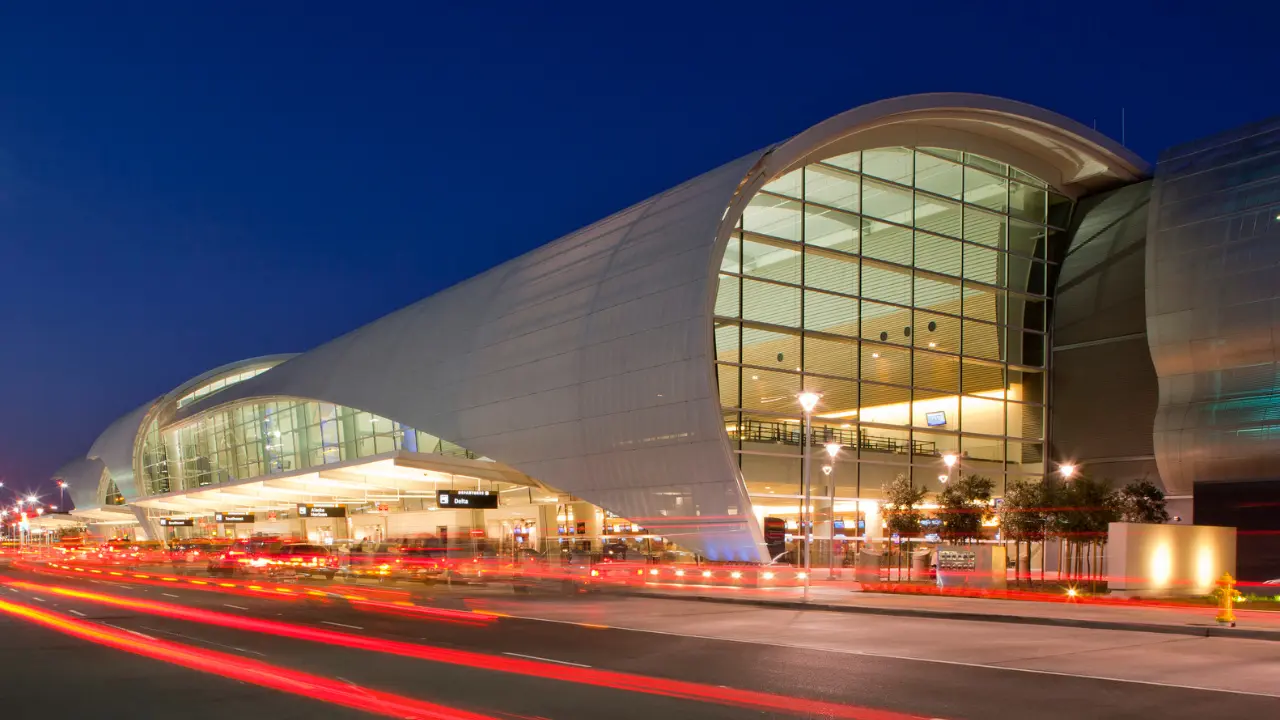 San Jose Mineta International Airport (SJC)