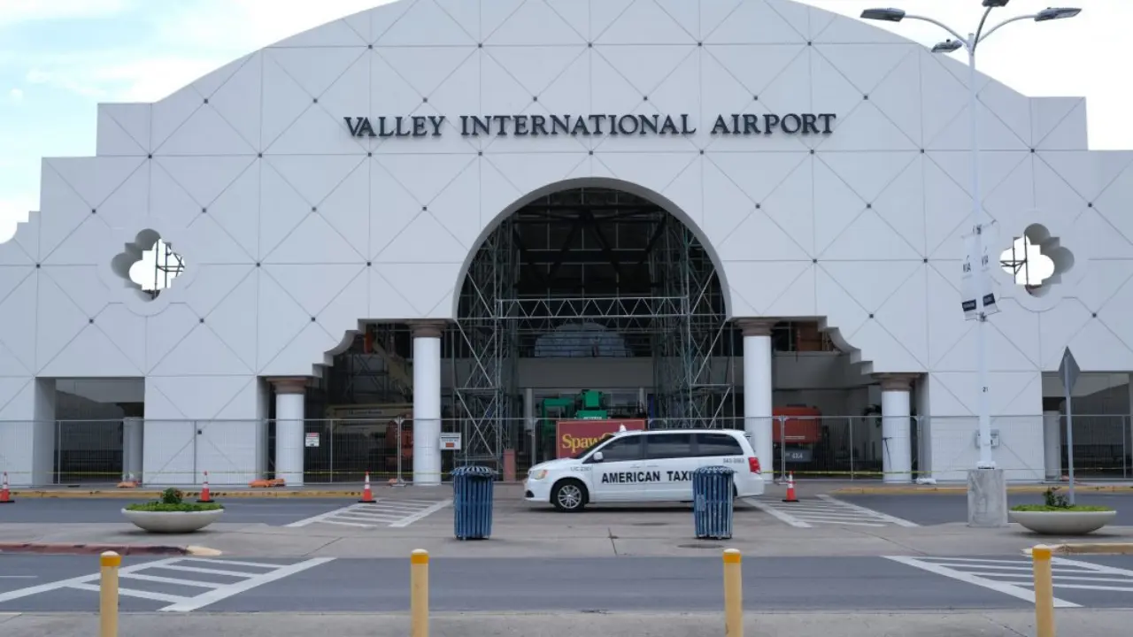 Valley International Airport (HRL)
