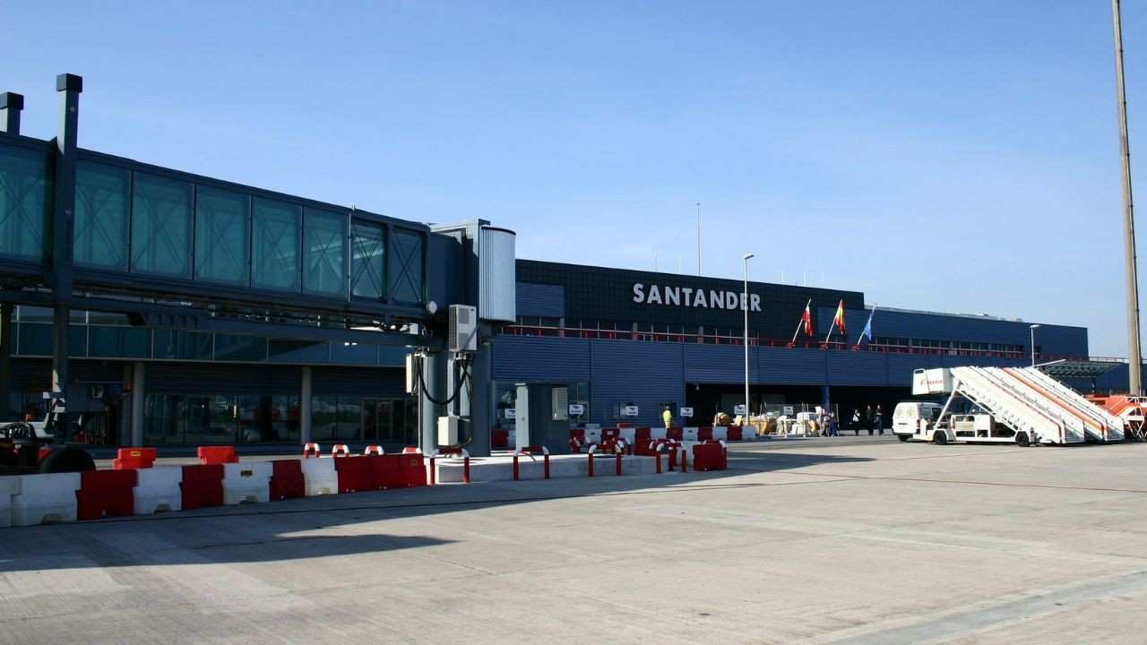 Santander Airport (SDR)
