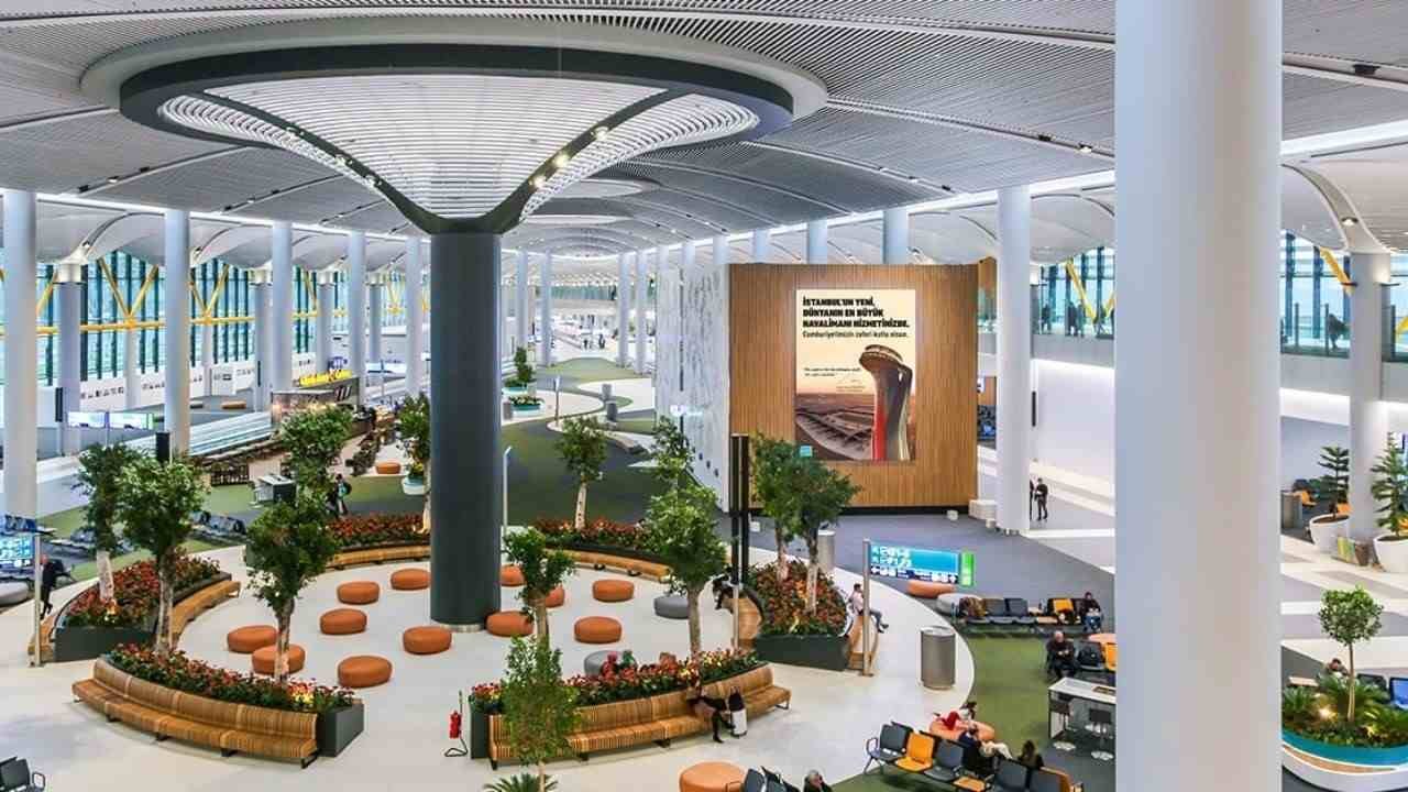 Istanbul Atatürk International Airport (ISL)