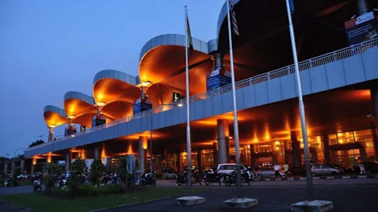 Kuching International Airport (KCH)