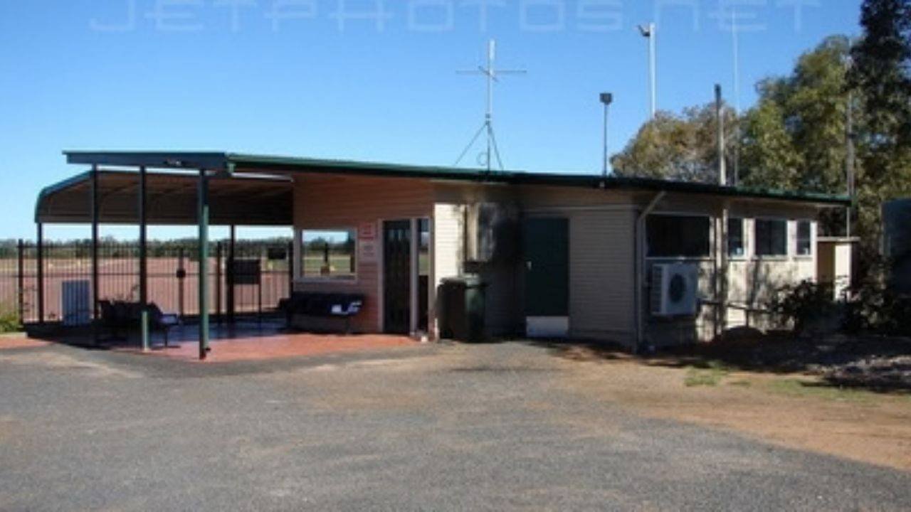 Blackall Airport (BKQ)