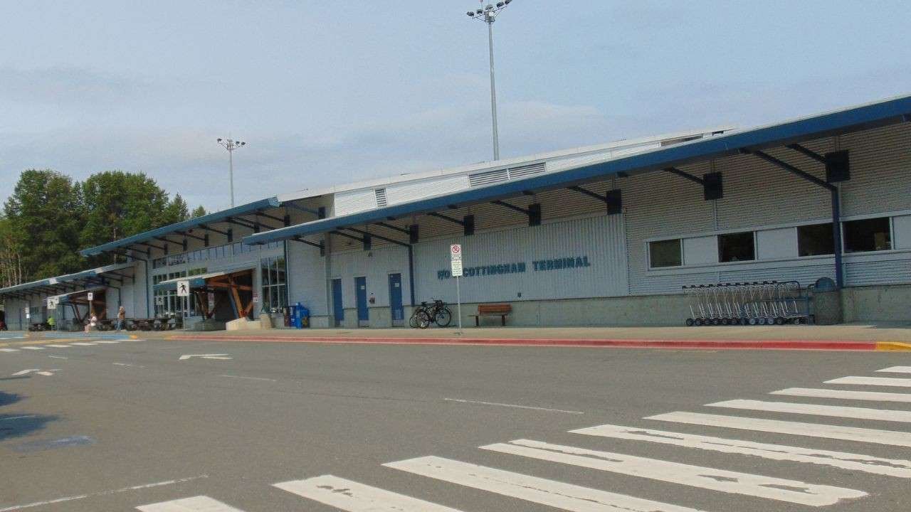 Comox Valley Airport (YQQ)