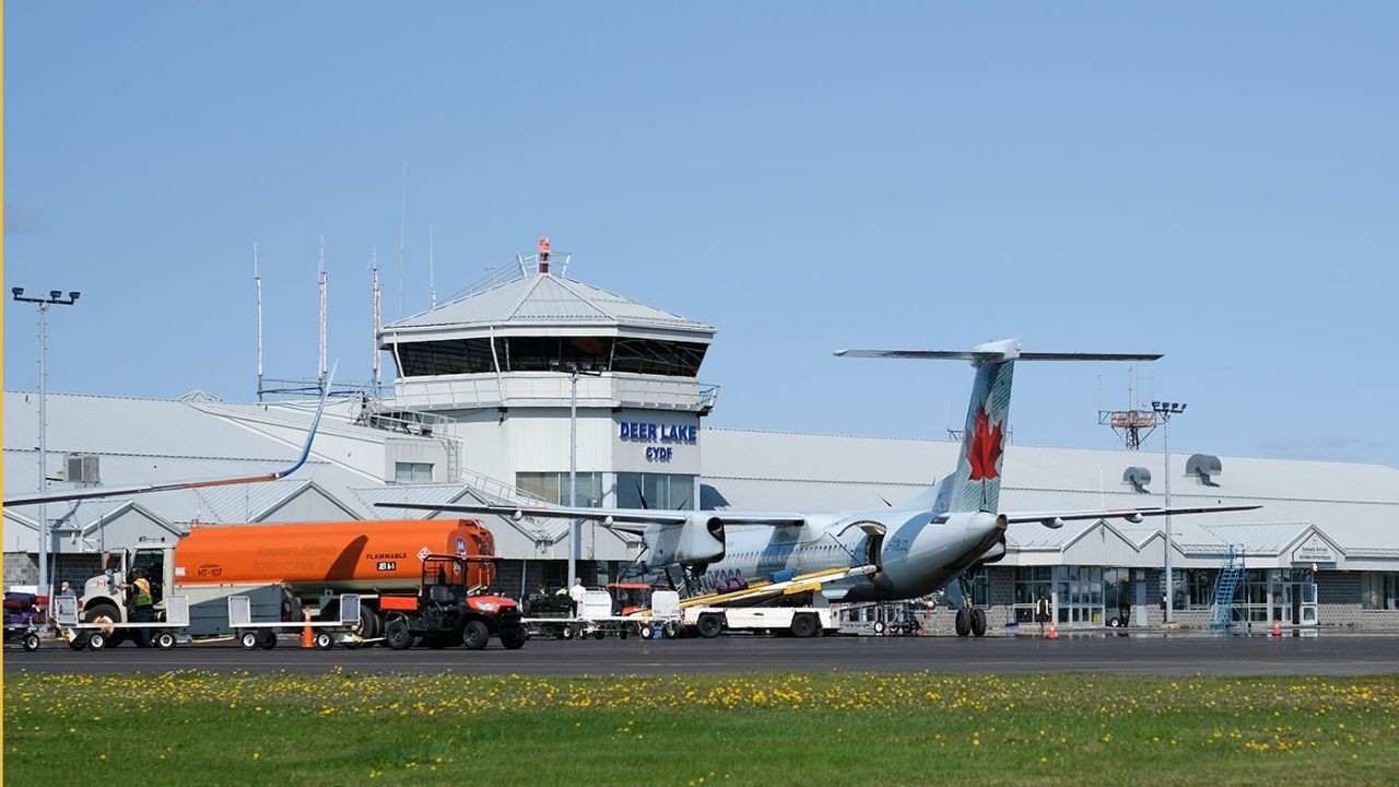Deer Lake Regional Airport (YDF)