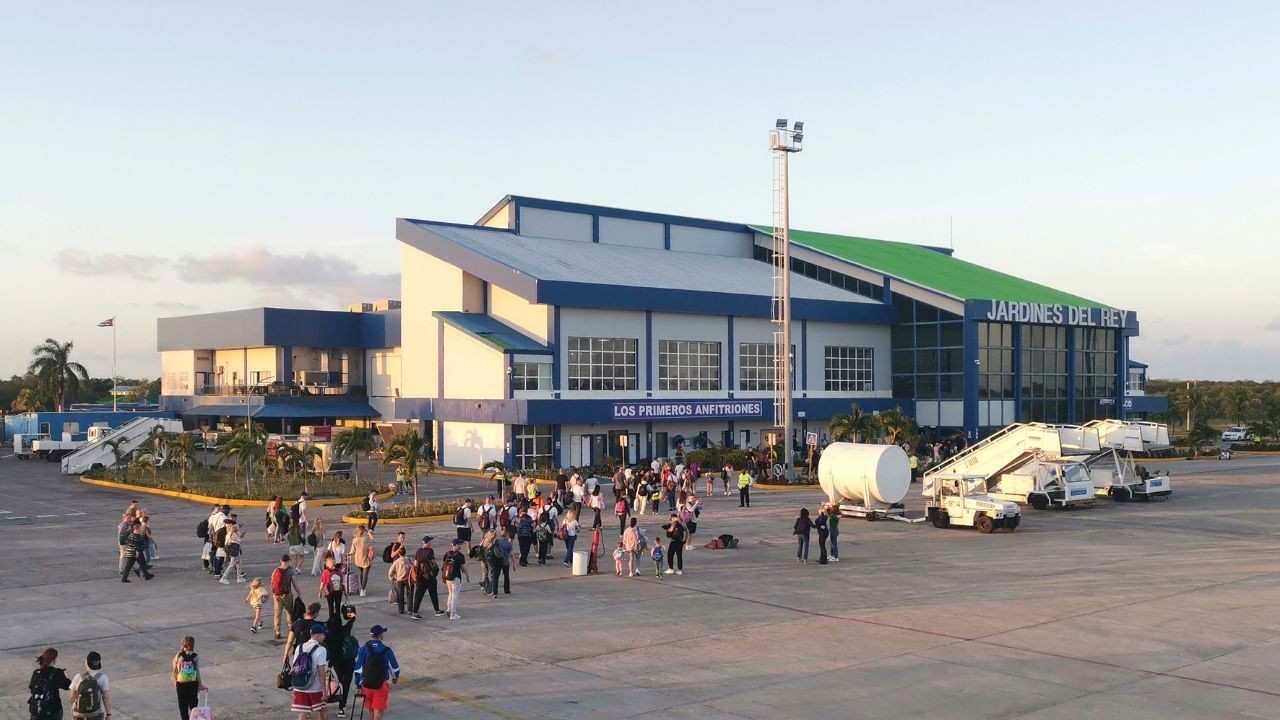 Jardines del Rey Airport (CCC)