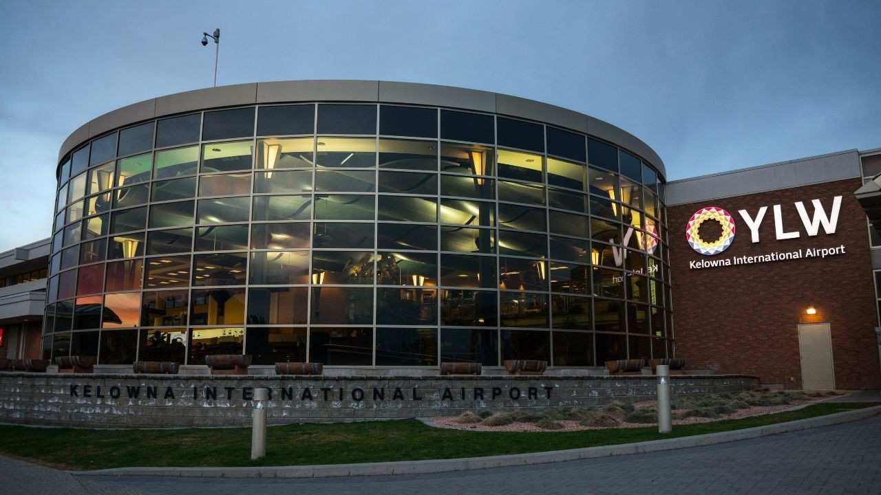 Kelowna International Airport (YLW)