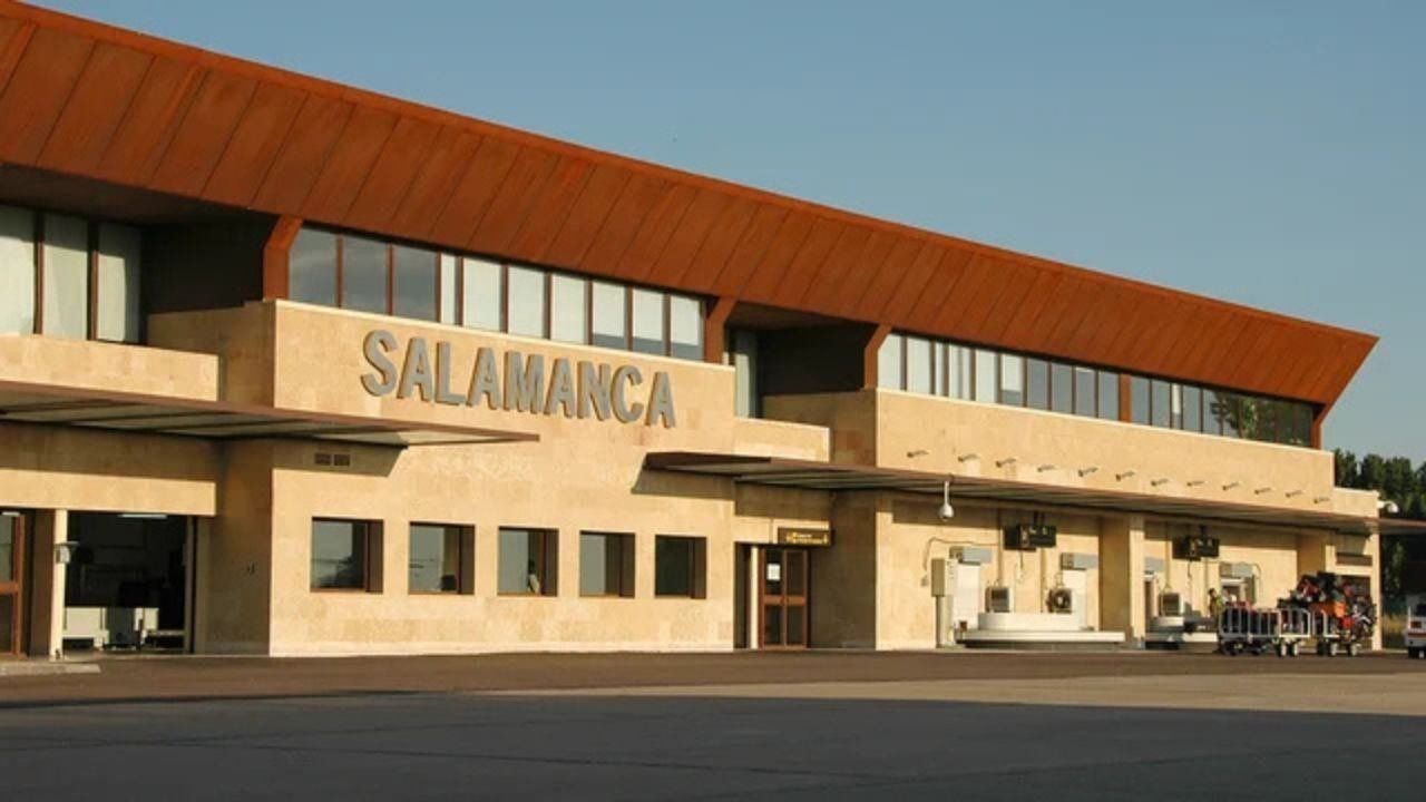 Salamanca Airport (SLM)