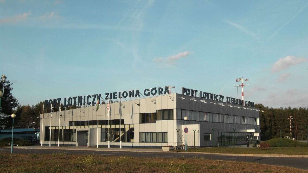 Zielona Góra Airport (IEG)