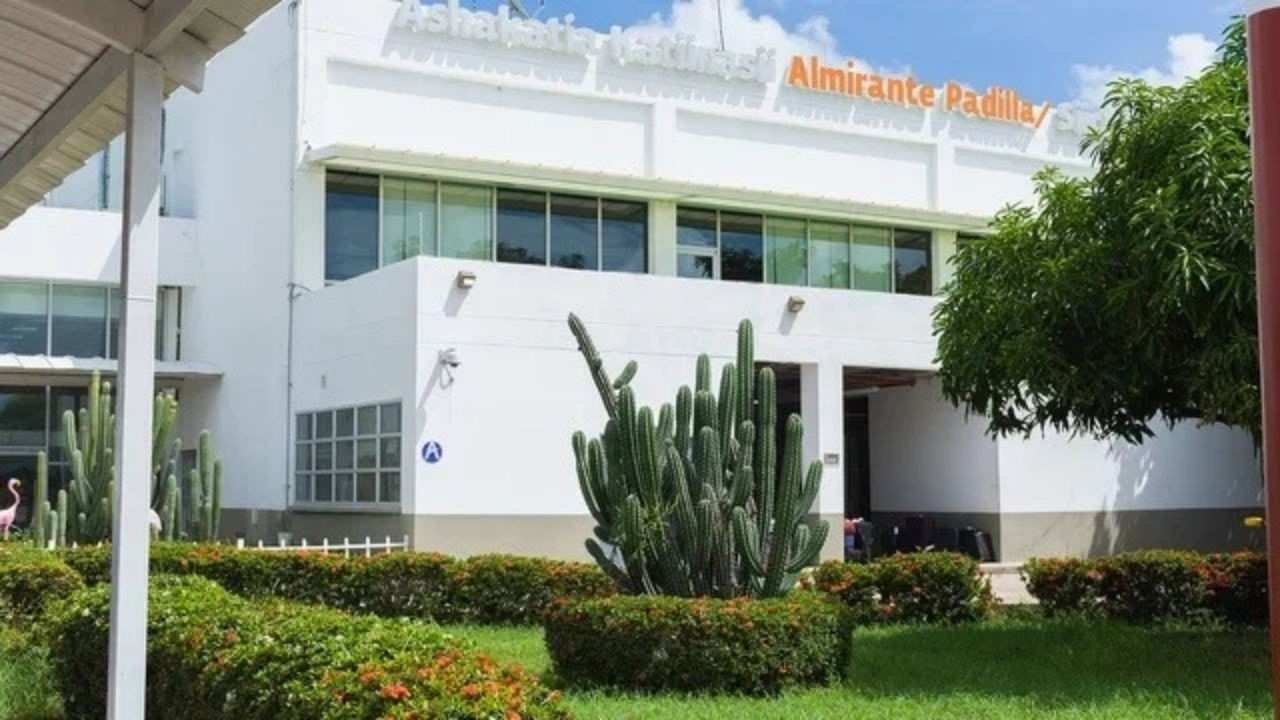 Almirante Padilla International Airport (RCH)
