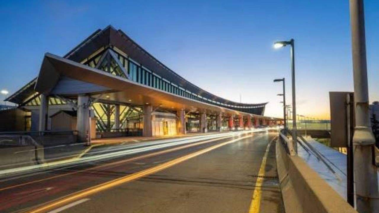Buffalo Niagara International Airport (BUF)