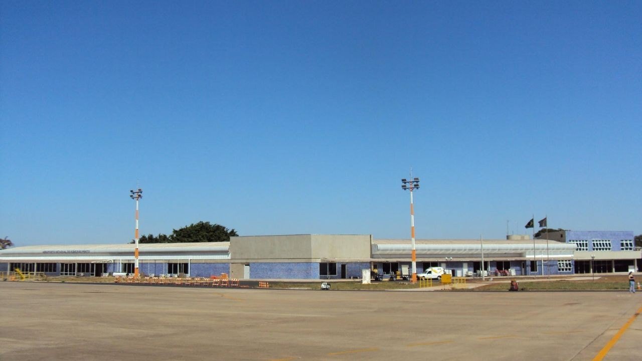Dr. Leite Lopes State Airport