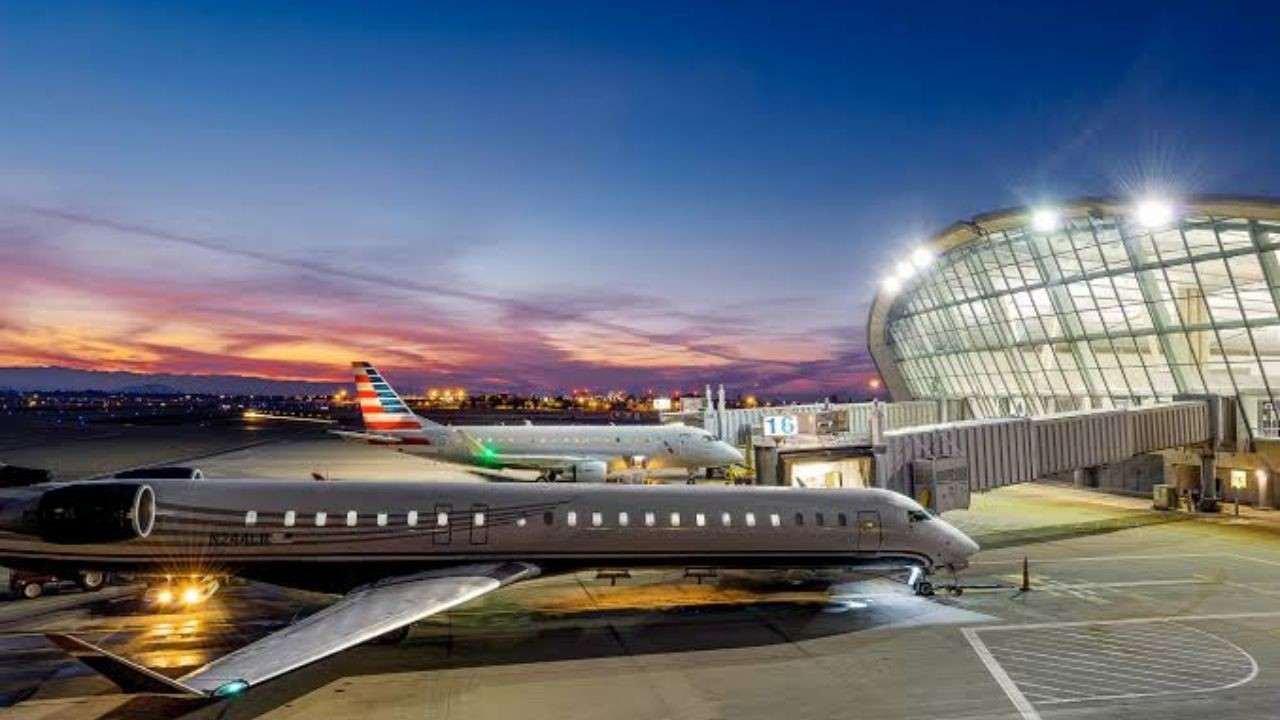 Fresno Yosemite International Airport (FAT)