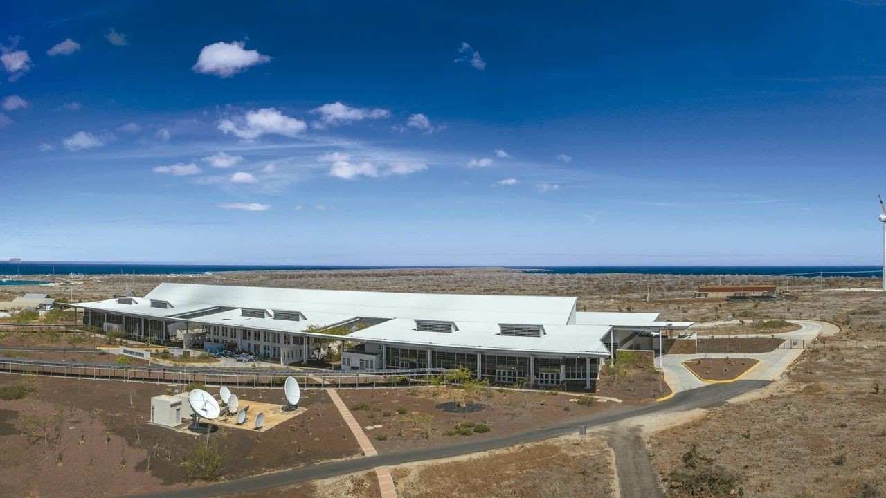 Galápagos Ecological Airport (GPS)