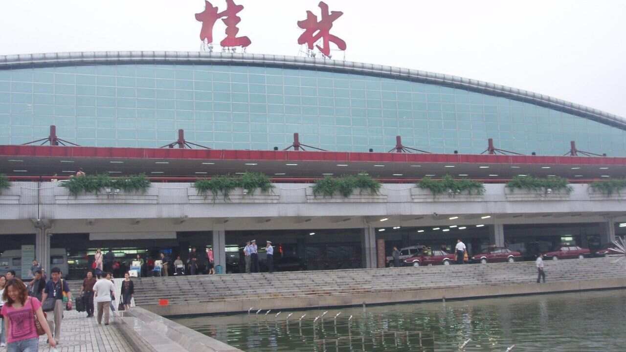 Guilin Liangjiang International Airport (KWL)