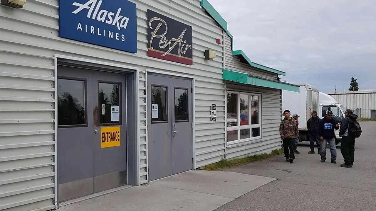 King Salmon Airport (AKN)