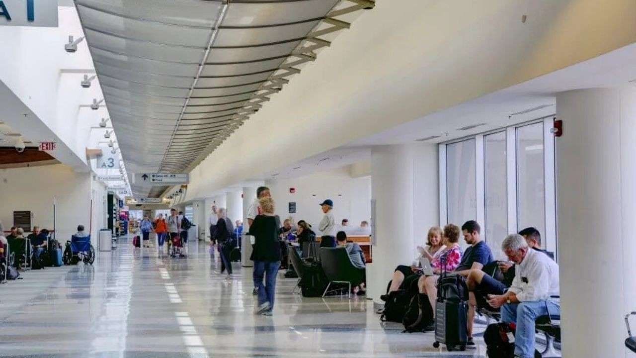 Louisville Muhammad Ali International Airport (SDF)