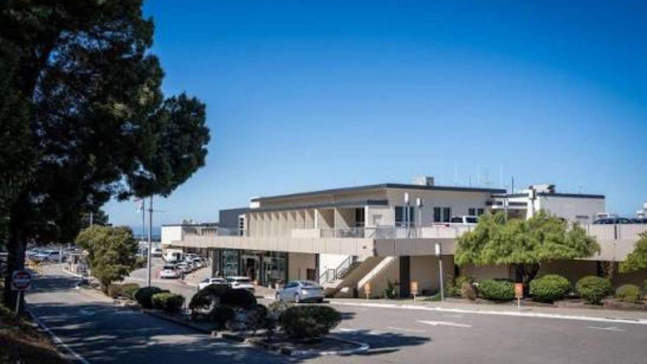 Monterey Regional Airport (MRY)