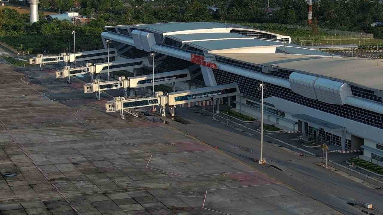 Mozes Kilangin Timika International Airport (TIM)