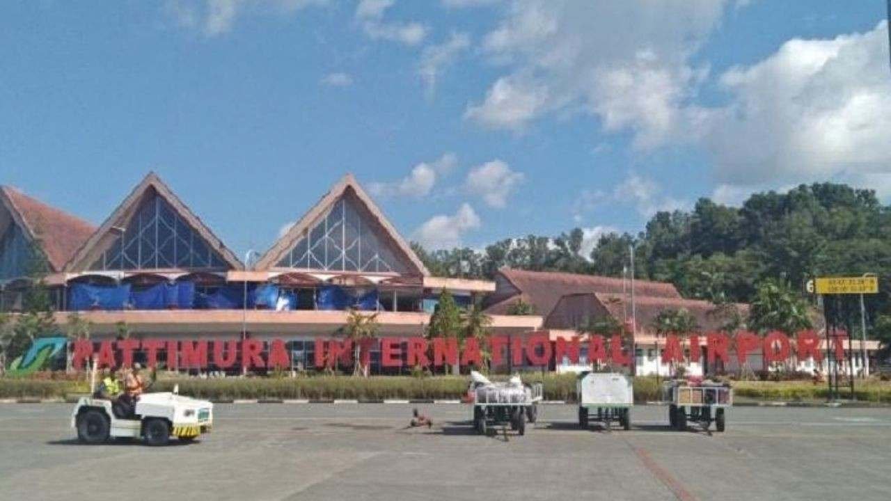 Pattimura Airport (AMQ)