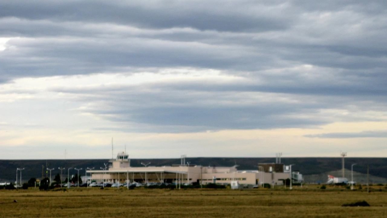 Piloto Civil Norberto Fernández International Airport (RGL)