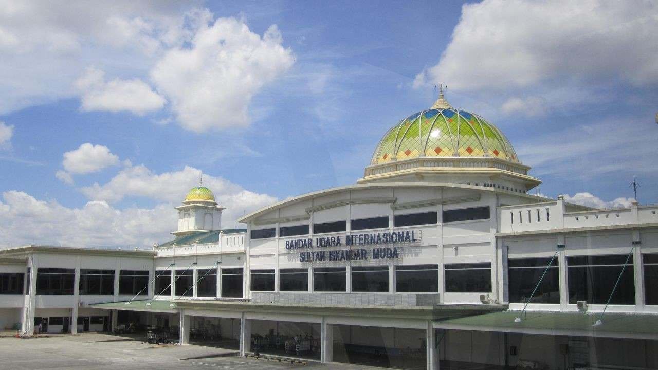 Sultan Iskandar Muda International Airport (BTJ)