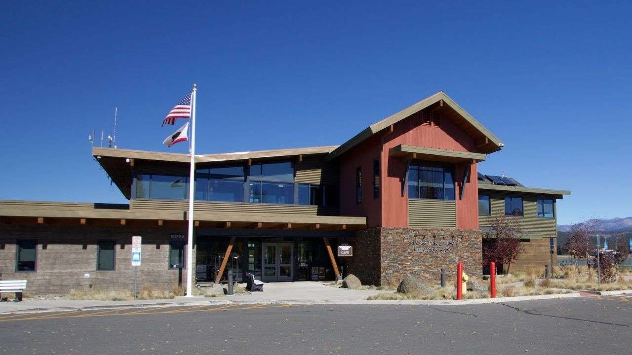 Truckee Tahoe Airport (TRK)