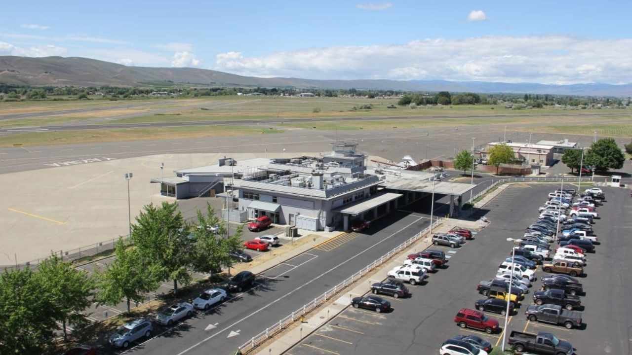 Yakima Air Terminal (YKM)
